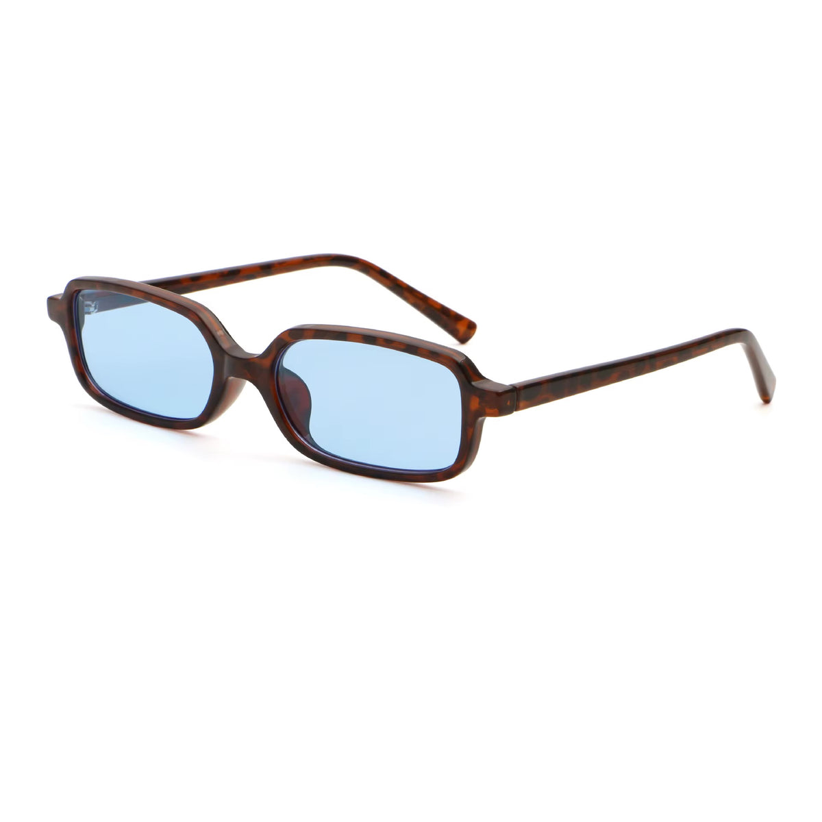 AUREO

Golden hour, anytime.

Aureon captures the warmth and energy of sunlight in a refined contemporary silhouette.

Elegant without being delicate, distinctive without being loud.

Made for chasing the light.