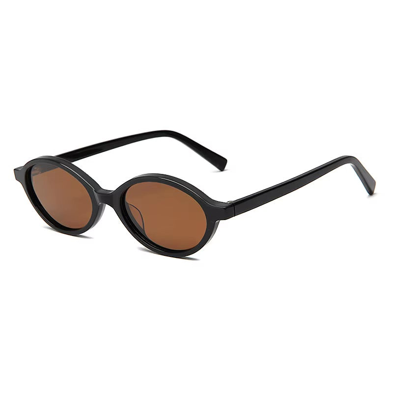 Sorano HELIOS sunglasses with sleek black frames and tinted lenses, stylish and protective eyewear for sunny days.